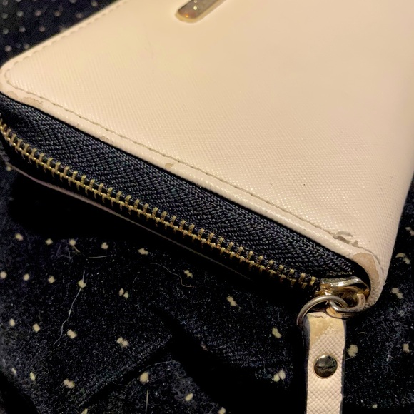 Call it Spring large quarter zip wallet - Picture 3 of 5